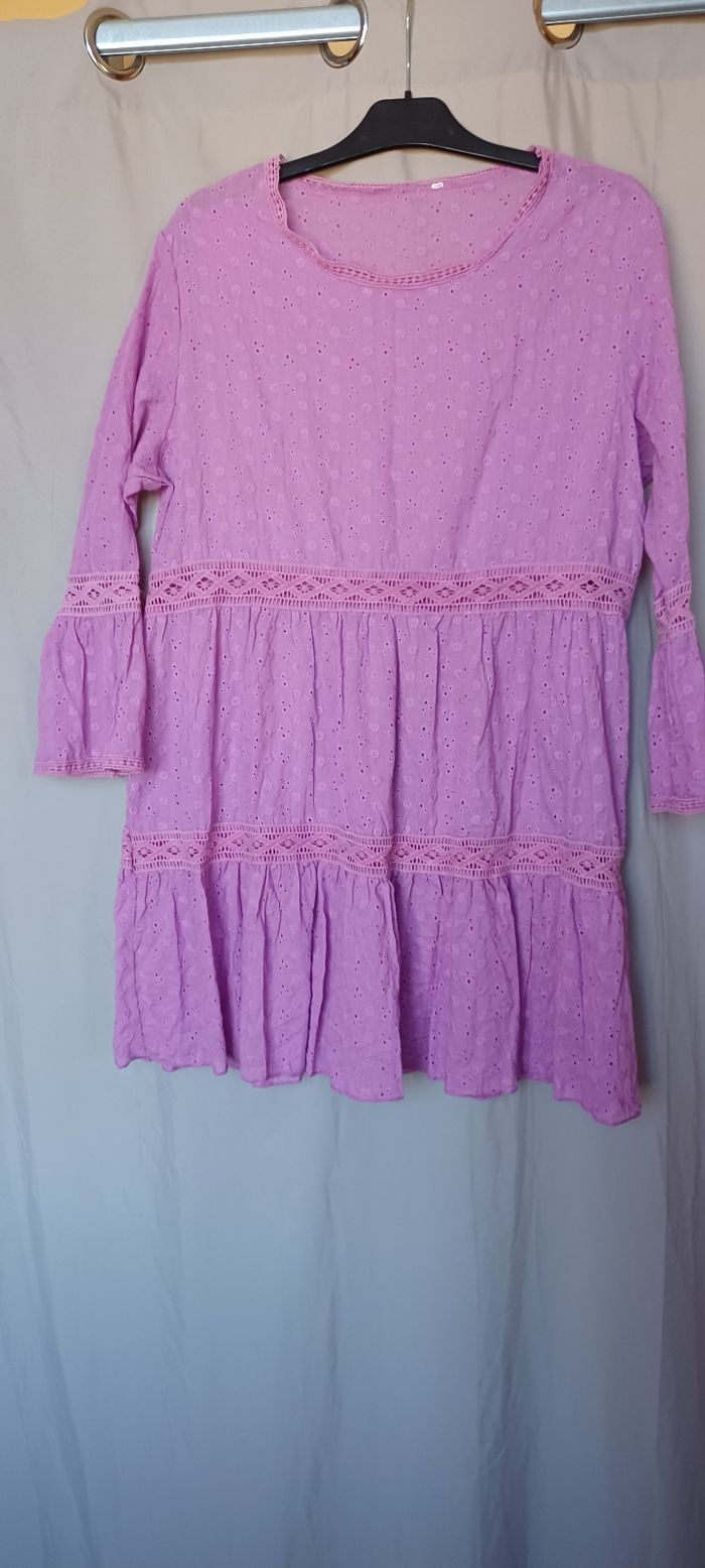 Très jolie robe courte d'été femme T U - photo numéro 1