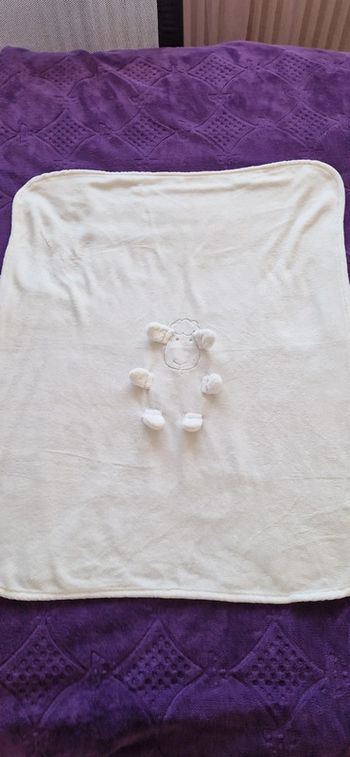 Couverture bébé mouton toute douce