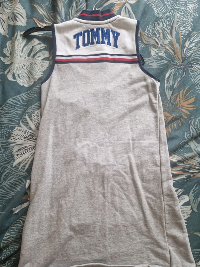 Robe tommy 8.10ans - photo numéro 2
