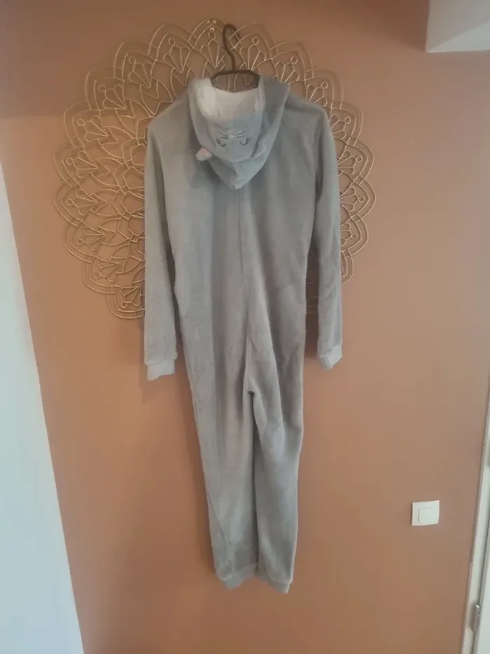 Pyjama 14 ans - photo numéro 4