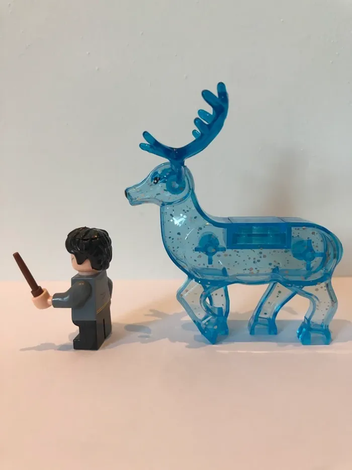 Figurine type lego Harry Potter et son patronus. Harry Potter - photo numéro 2