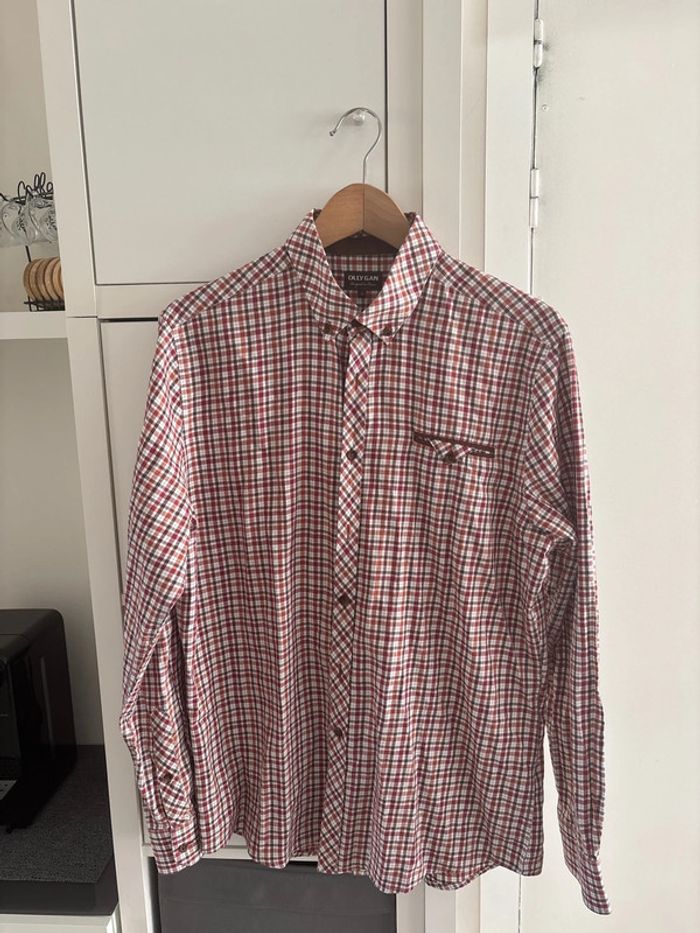 Chemise à carreaux