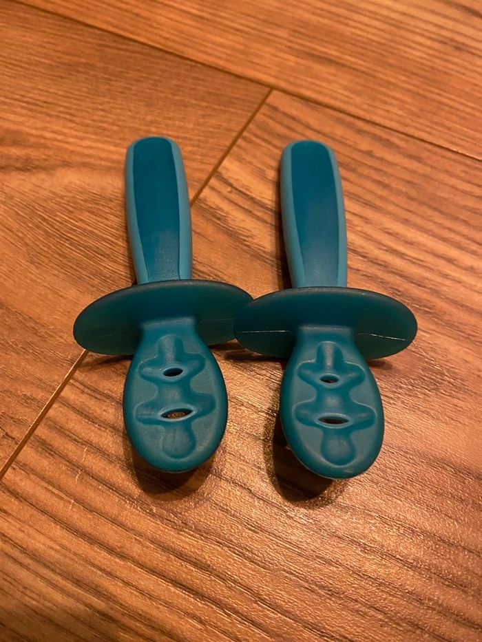 Lot Machouilleur et cuillères d’apprentissage bébé - photo numéro 9