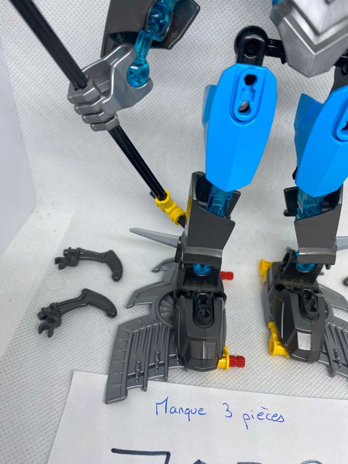 Lego bionicle masters 70786 Gali Master of Water. Il manque  3 pièces - photo numéro 4