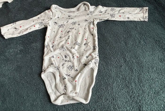 Lot de 3 bodys manches longues 12 mois 74 cm - photo numéro 2