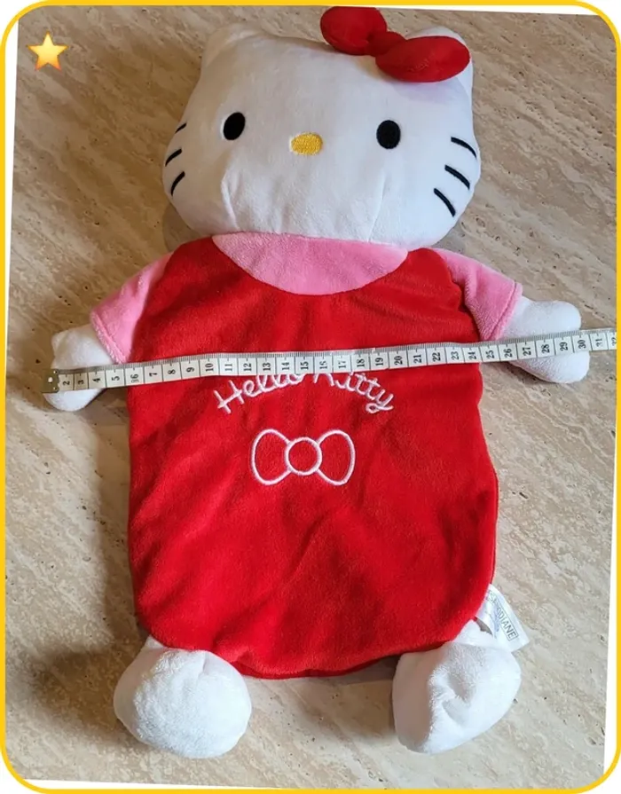 Peluche / Doudou Hello Kitty Sanrio rouge & rose avec poche - Neuf sans étiquette - photo numéro 11