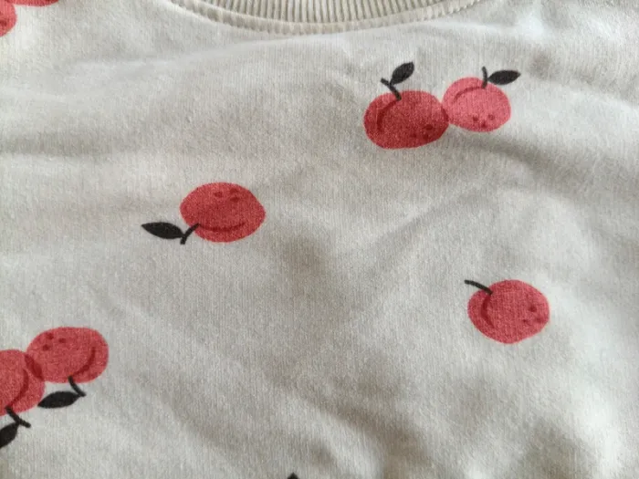 Pull chaud fille Zeeman beige pommes 68 cm - photo numéro 5