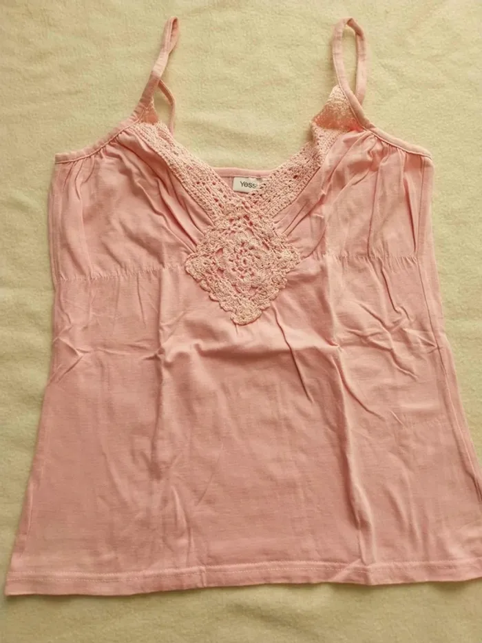 Debardeur rose avec broderie devant TM - photo numéro 2