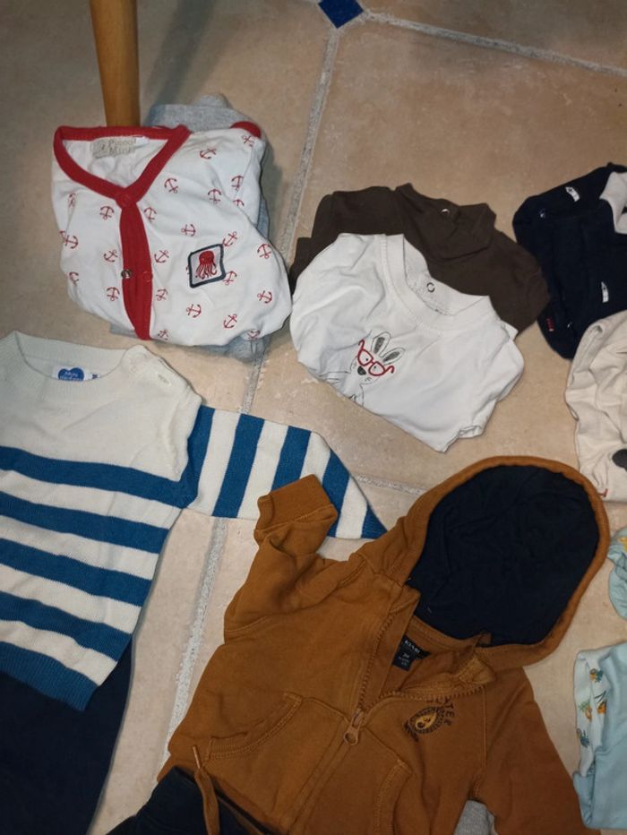 Lot +de 30 pièces garçon 3 mois hiver-printemps - photo numéro 14