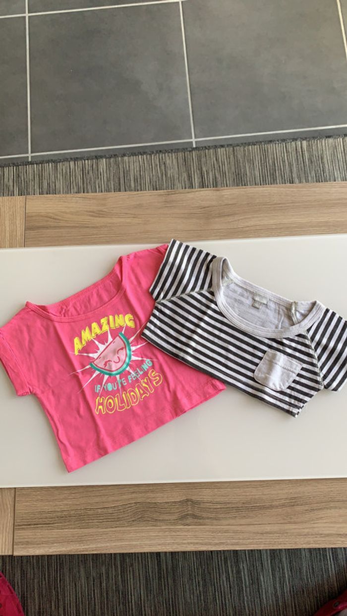 Lot tee shirts courts