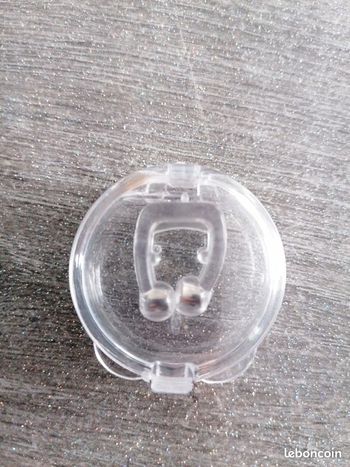 Pince nez anti ronflement