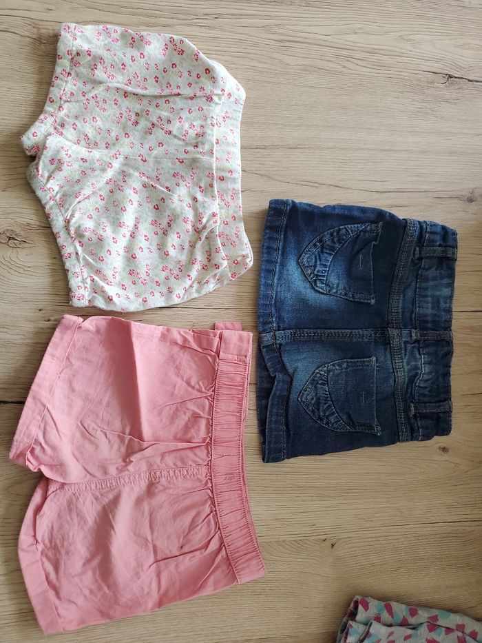 Lot de 5 vêtements taille 18 mois fille - photo numéro 7