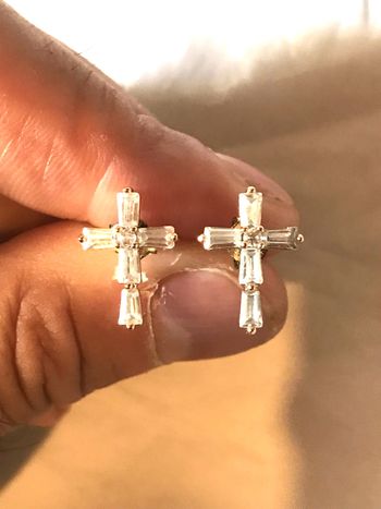 Boucles Oreilles Petite Croix Pierres Blanches Strass Religion Bijoux Dorés Fantaisies Femmes