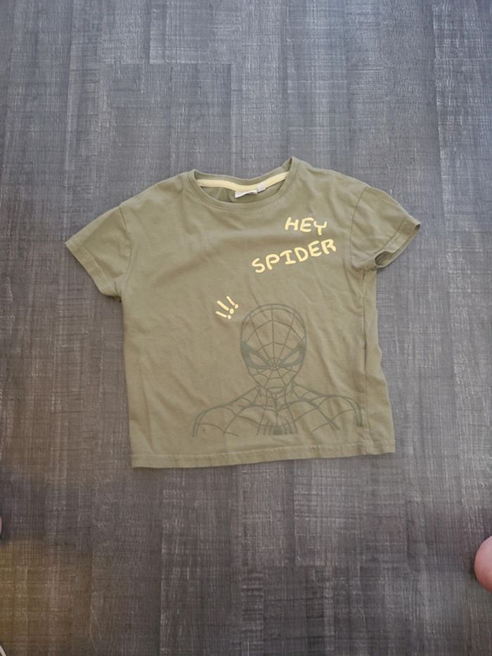 T-shirt spider man