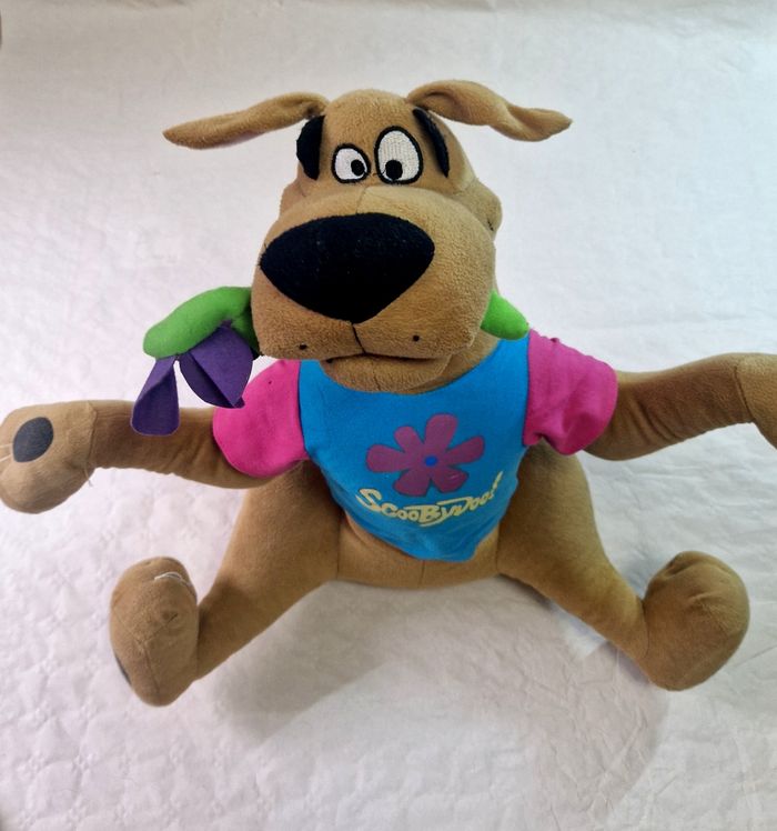 Grande peluche officiel Scooby doo
