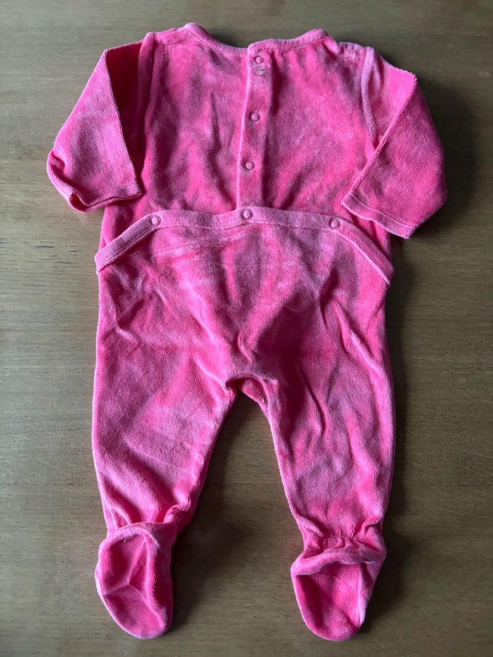 Pyjama une pièce - photo numéro 2