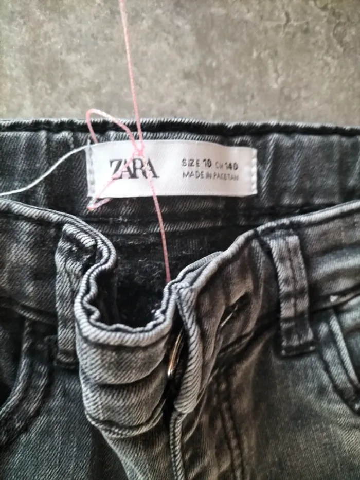 Jean taille 10 ans Zara - photo numéro 7