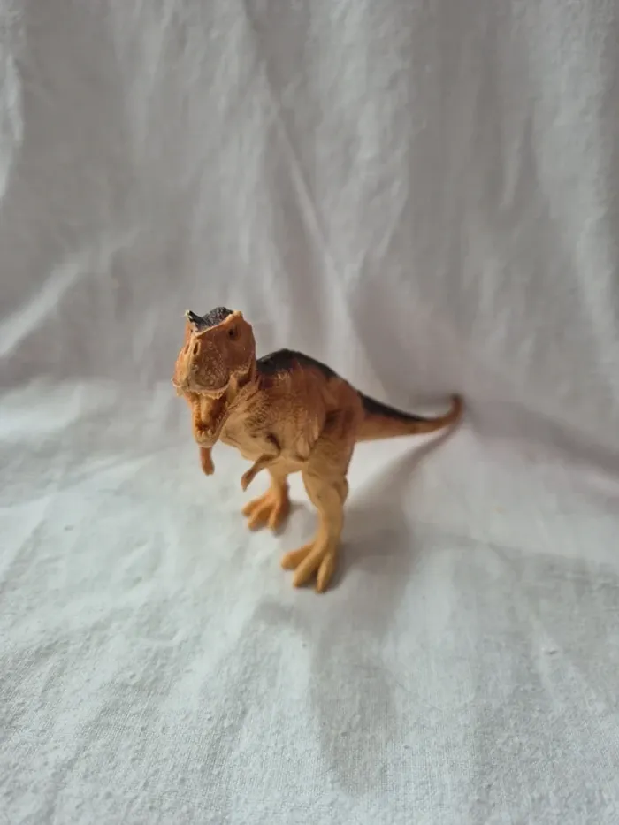 Dinosaure t-rex