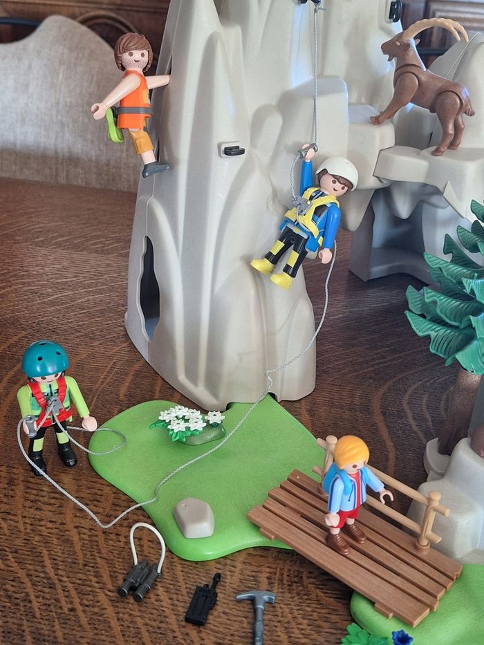 Playmobil chalet montagne escalade + pêcheur + garde-forestier - photo numéro 5