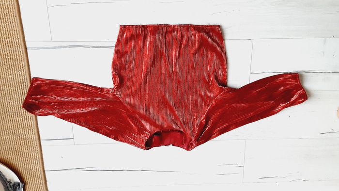 Vêtement femme haut top fête tee-shirt court manches 3/4 rouge brillant Gémo taille M