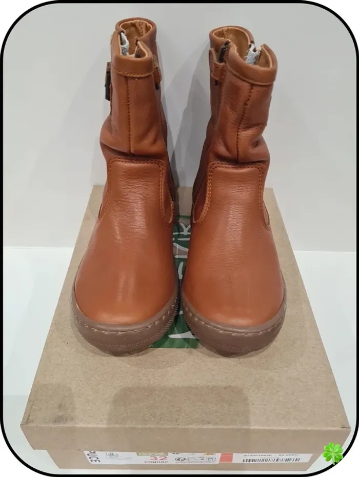 Chaussures Norvik taille 32 - photo numéro 2