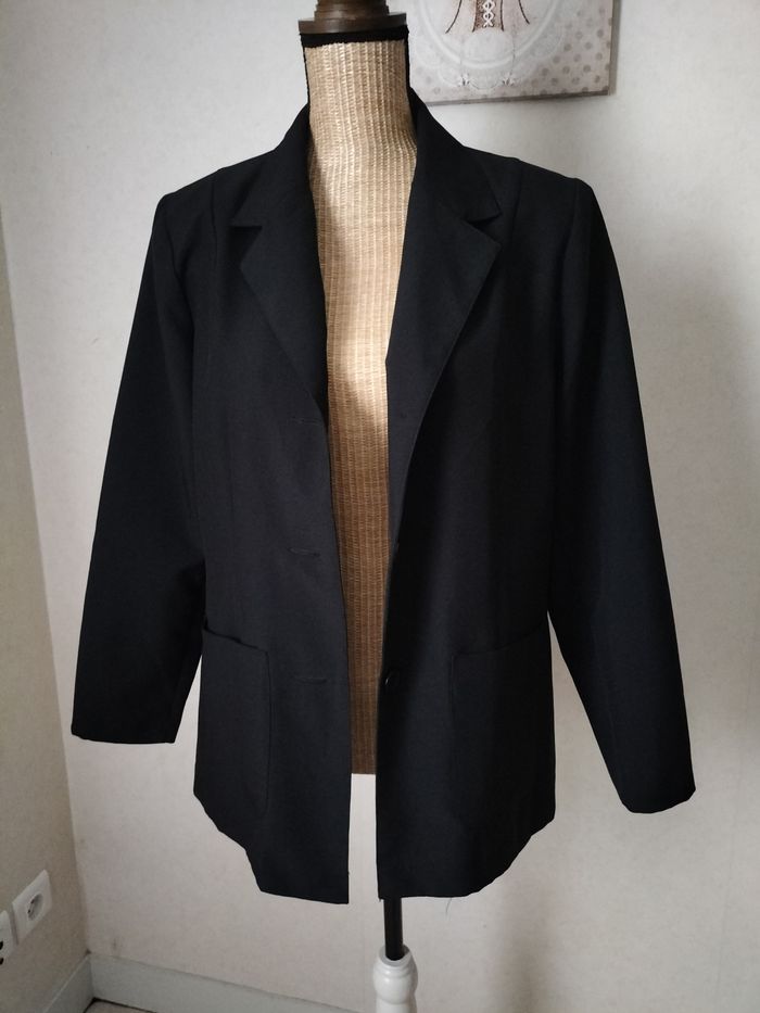 Tailleur jupe veste - photo numéro 2