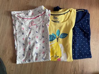 Lot de tee-shirts