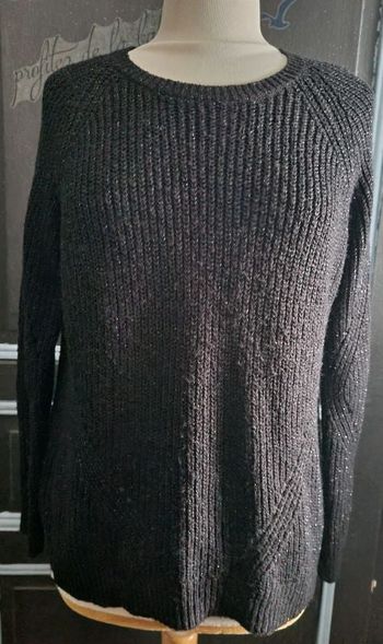 Pull noir pailleté taille 38-40