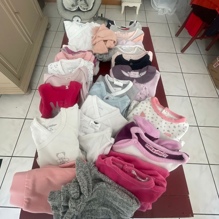 Lot vêtements fille 3 mois - photo numéro 2