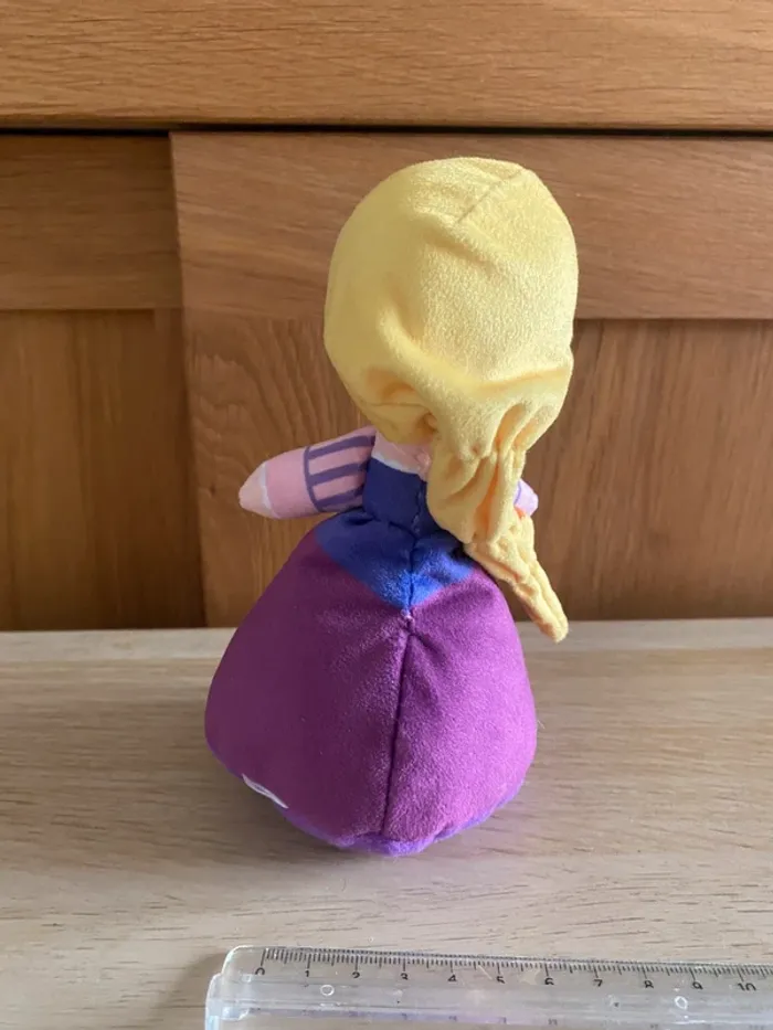 Petite peluche Disney princesse Raiponce Tangled Rapunzel plush doudou nicotoy poupée chiffon - photo numéro 3