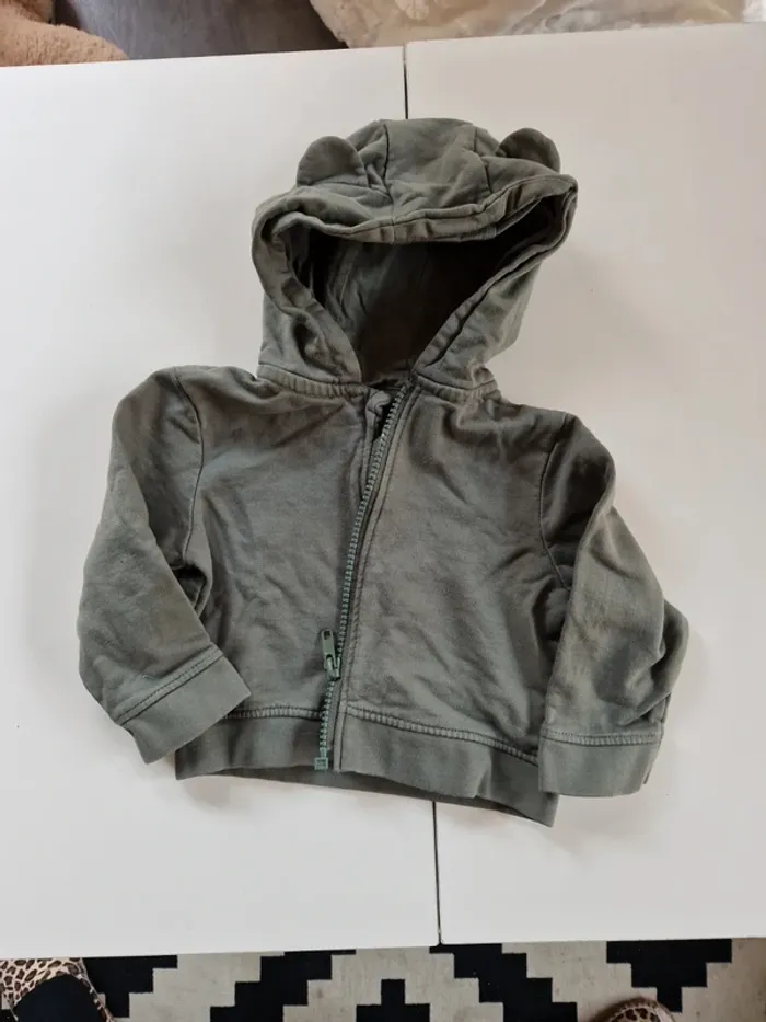 Sweat zippé 9 mois