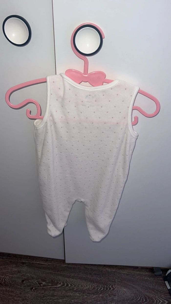 Grenouillère  blanc 2/3 mois neuf - photo numéro 7