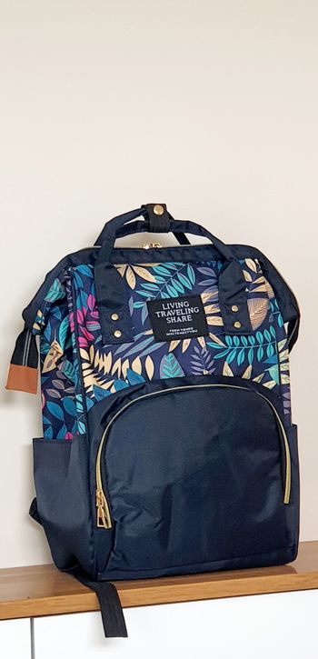 Sac à dos femme neuf- pratique et tendance