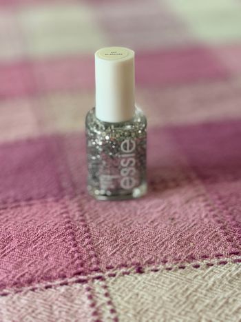 Vernis à ongles Essie top coat numéro 278 set in stones