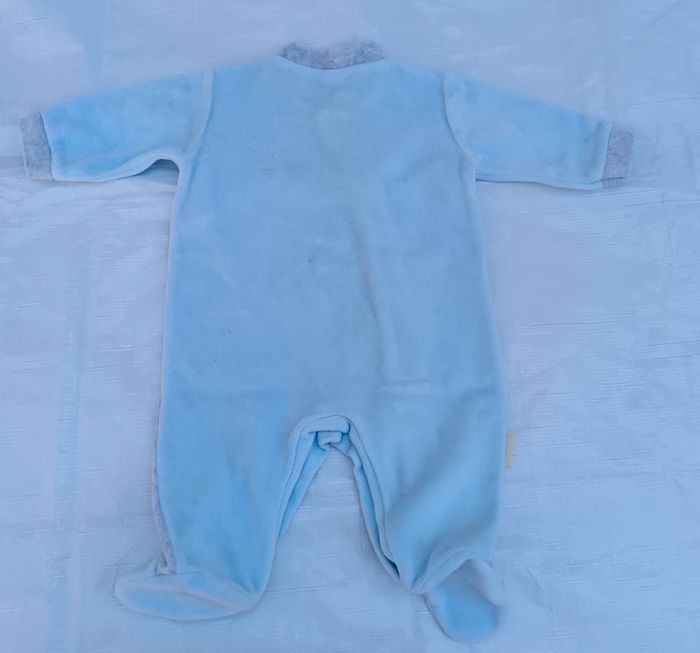 Pyjama 1 mois - photo numéro 3