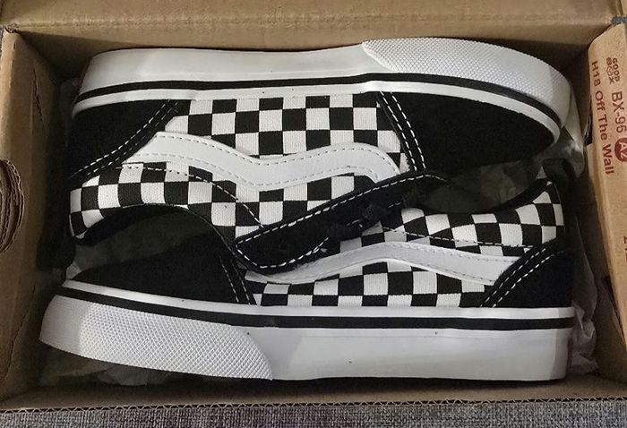 Neuves (non portées)🏷🤩😍⚘️superbes  baskets VANS mixtes Pointure 26😍🤩⚘️🏷👍 - photo numéro 3