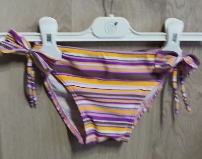 Slip de bain - photo numéro 2