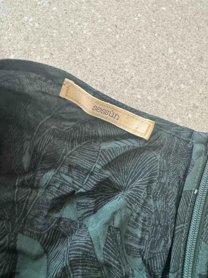 Robe verte et noire Sessun, taille XS, très bon état - photo numéro 3
