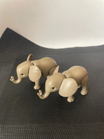 Playmobil lot 2 figurines bébés éléphants éléphanteaux zoo cirque safari animaux sauvages