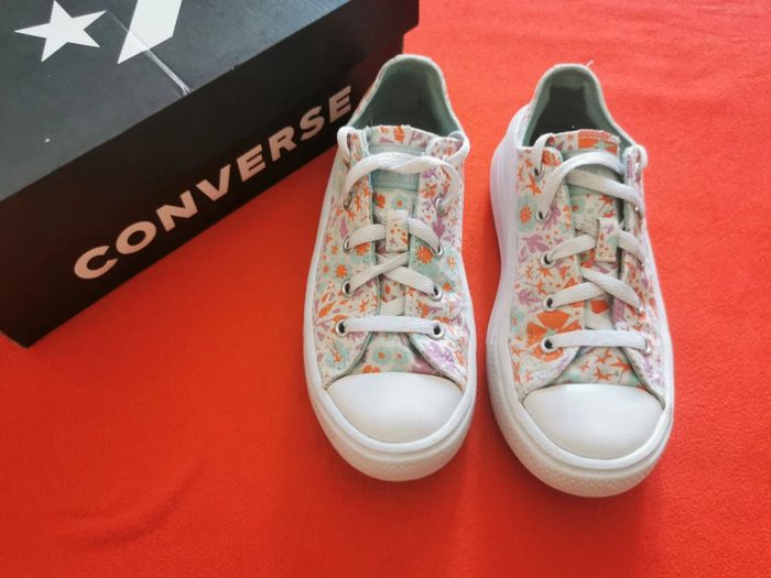 Sneakers Converse basses taille 34