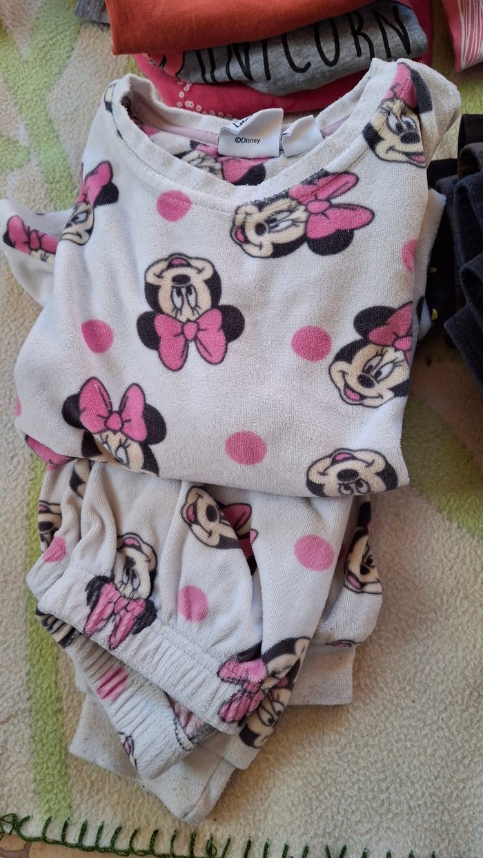 Lot vêtements fille 5ans - photo numéro 5