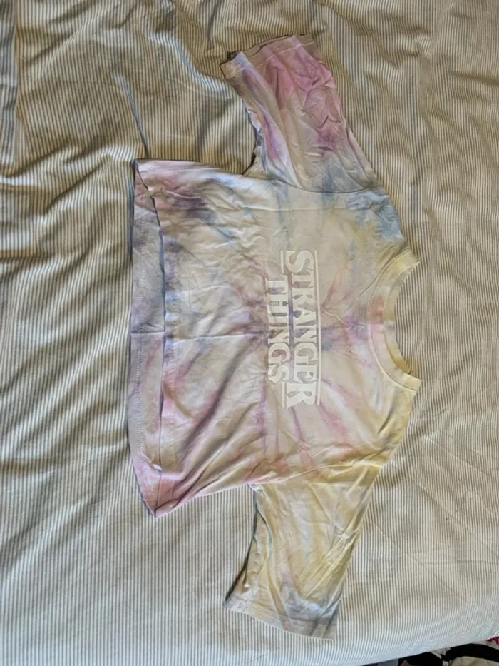 Tee-shirt court