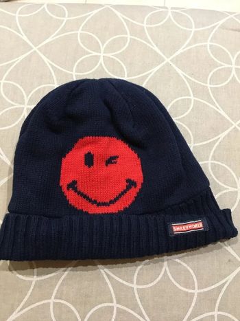 Bonnet smiley world marine