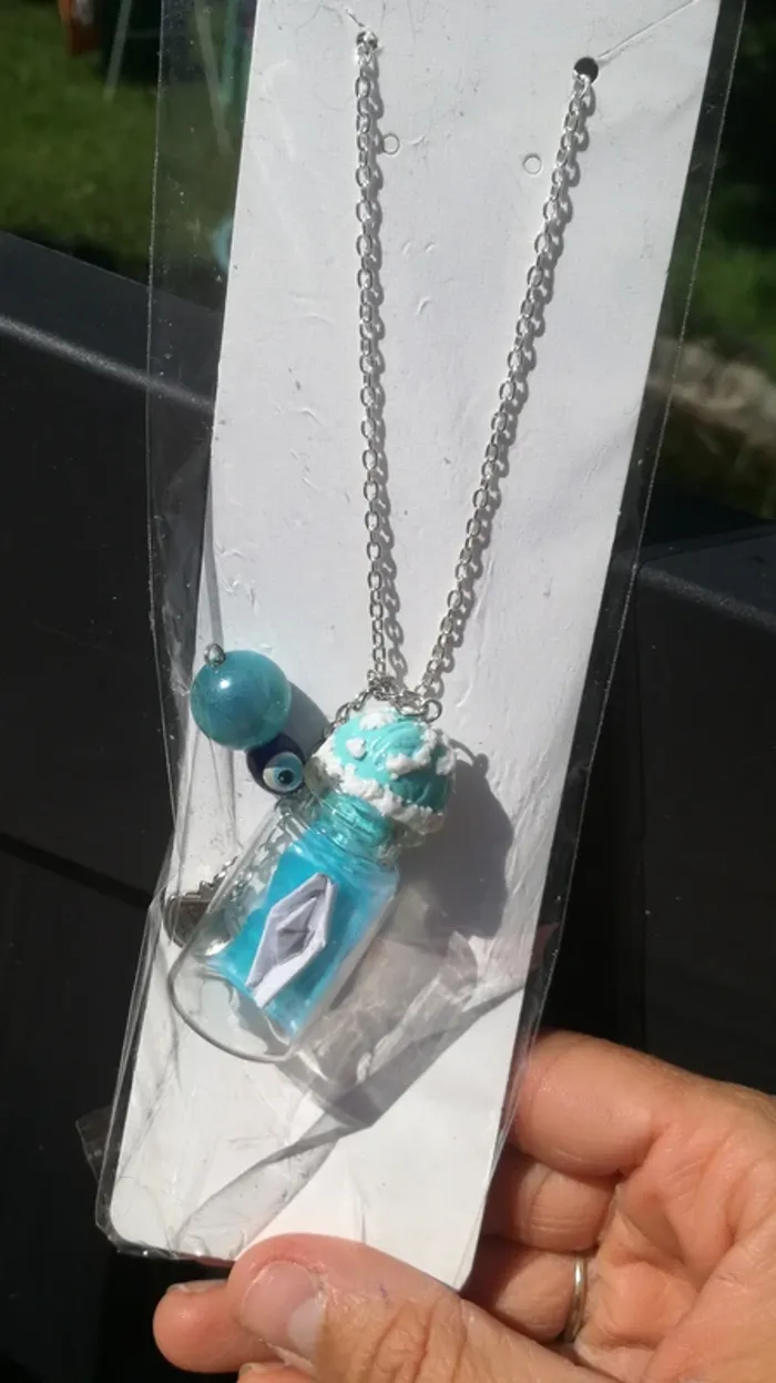 Collier bateau