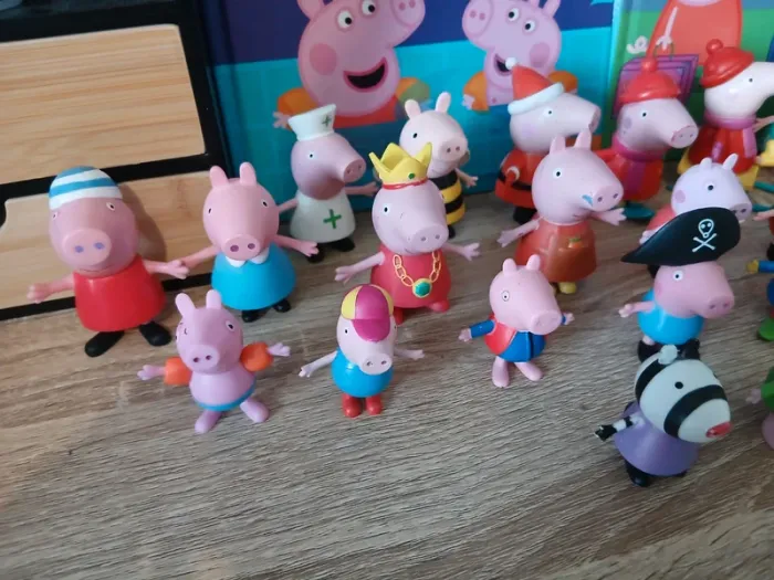 Lot de 30 personnages peppa pig - photo numéro 2