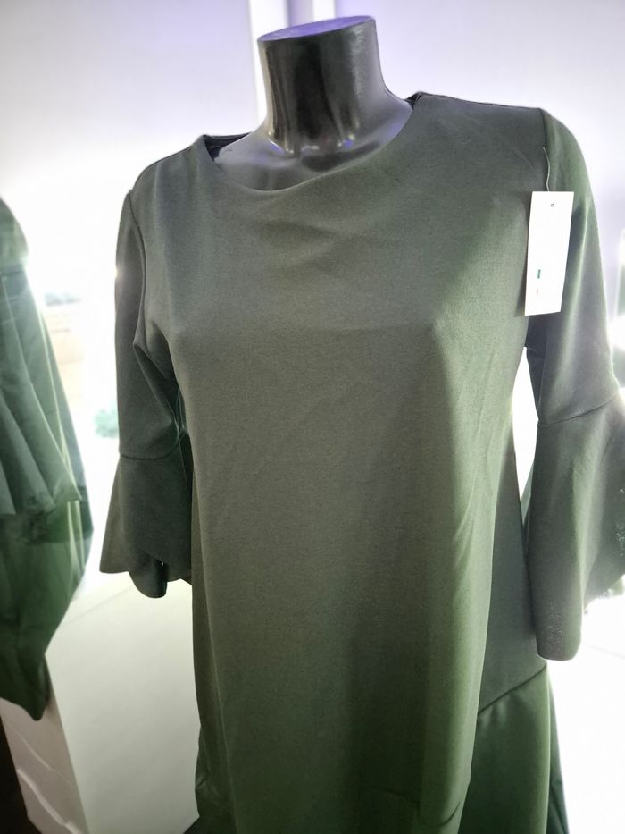 Robe verte - photo numéro 3