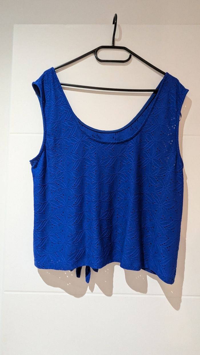 Top sans manche - photo numéro 3