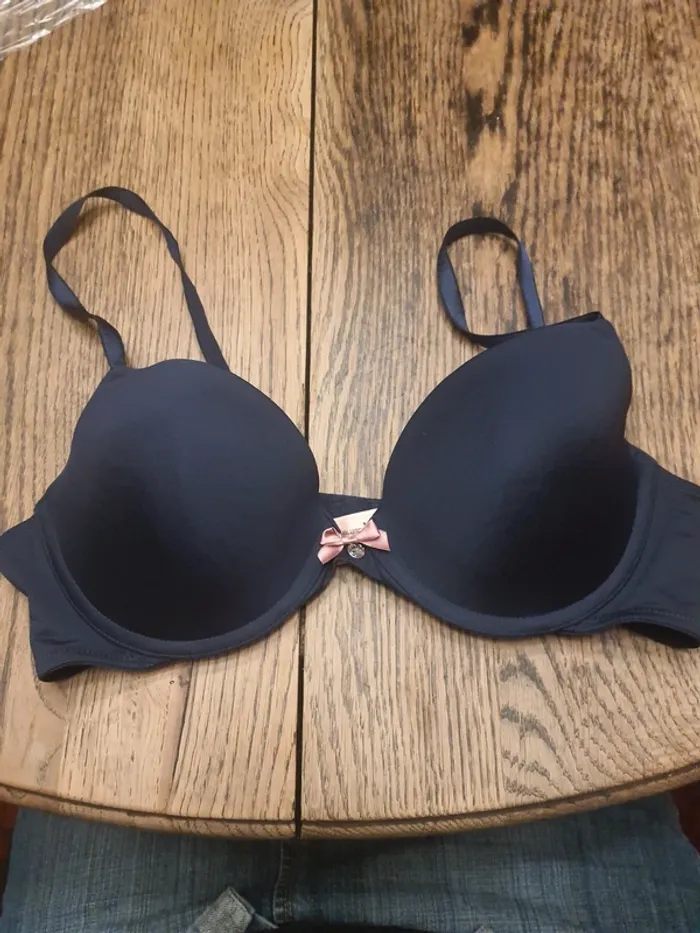 Soutien gorge bleu  Hunkemöller 95B eu 80B - photo numéro 17