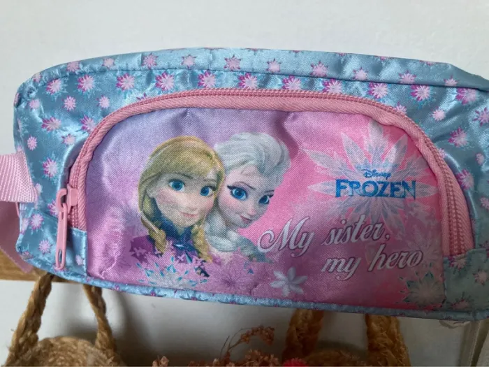 Disney trousse la reine des neiges - photo numéro 3