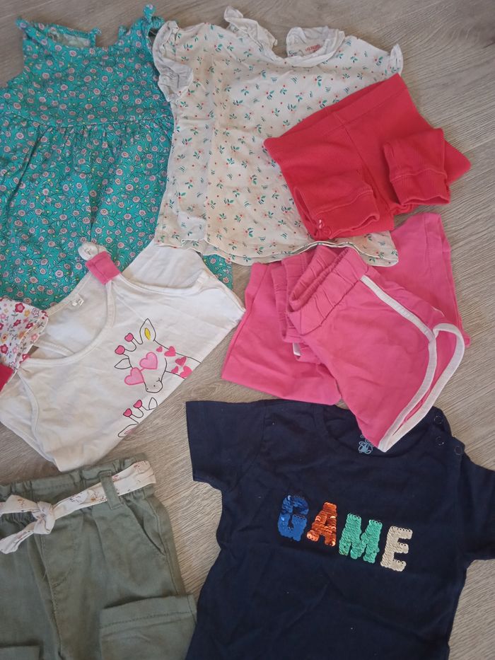 Lot vêtements fille 6mois - photo numéro 5